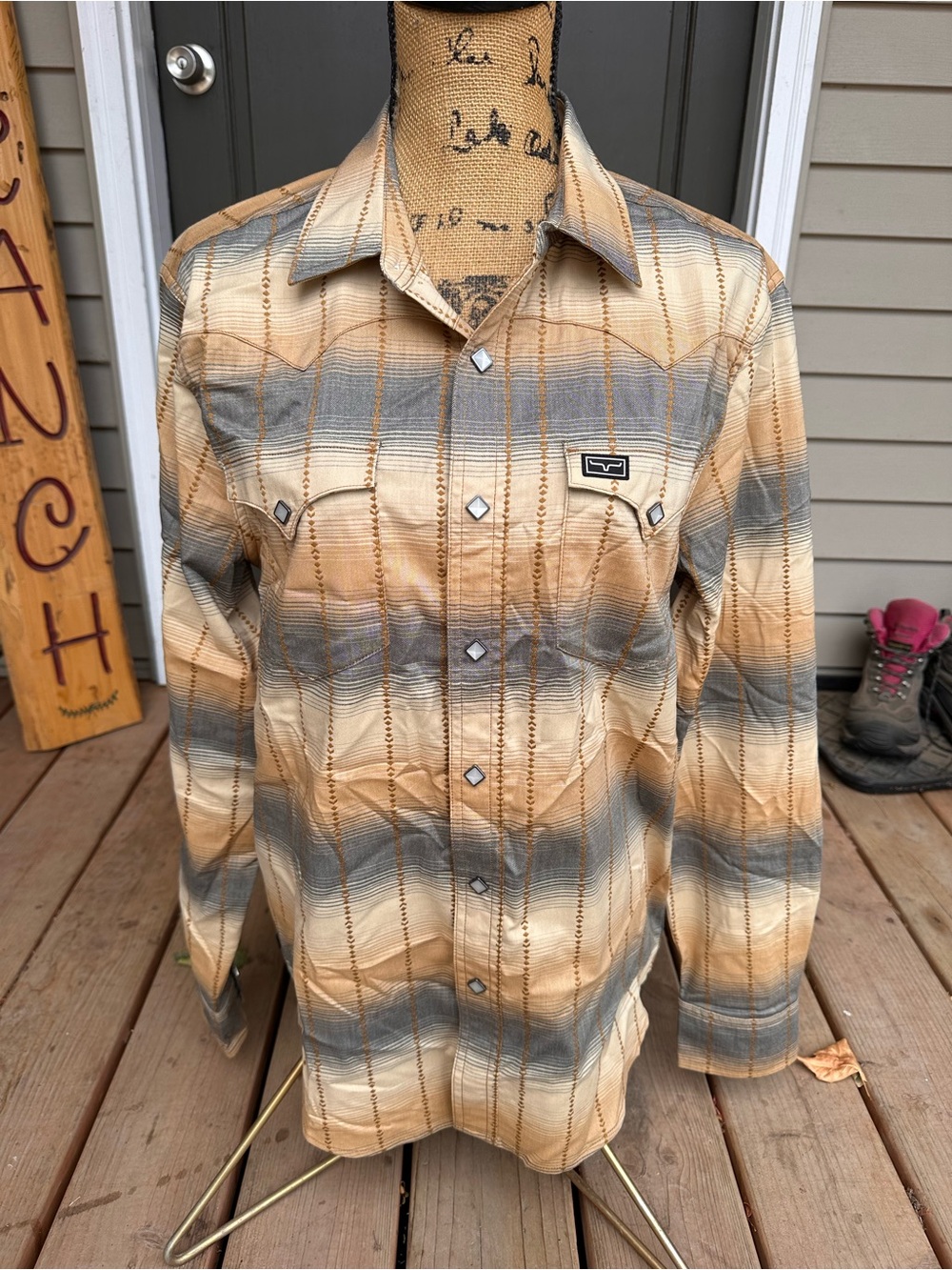 Kimes Ranch Lyle Western Shirt – Men’s Small – New with Tags